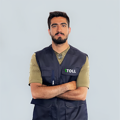 فرشاد حسن دوست، متخصص تعویض فوری باتری ماشین در محل